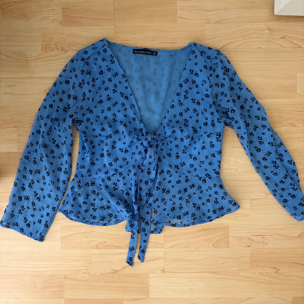 Abercrombie & fitch blouse
